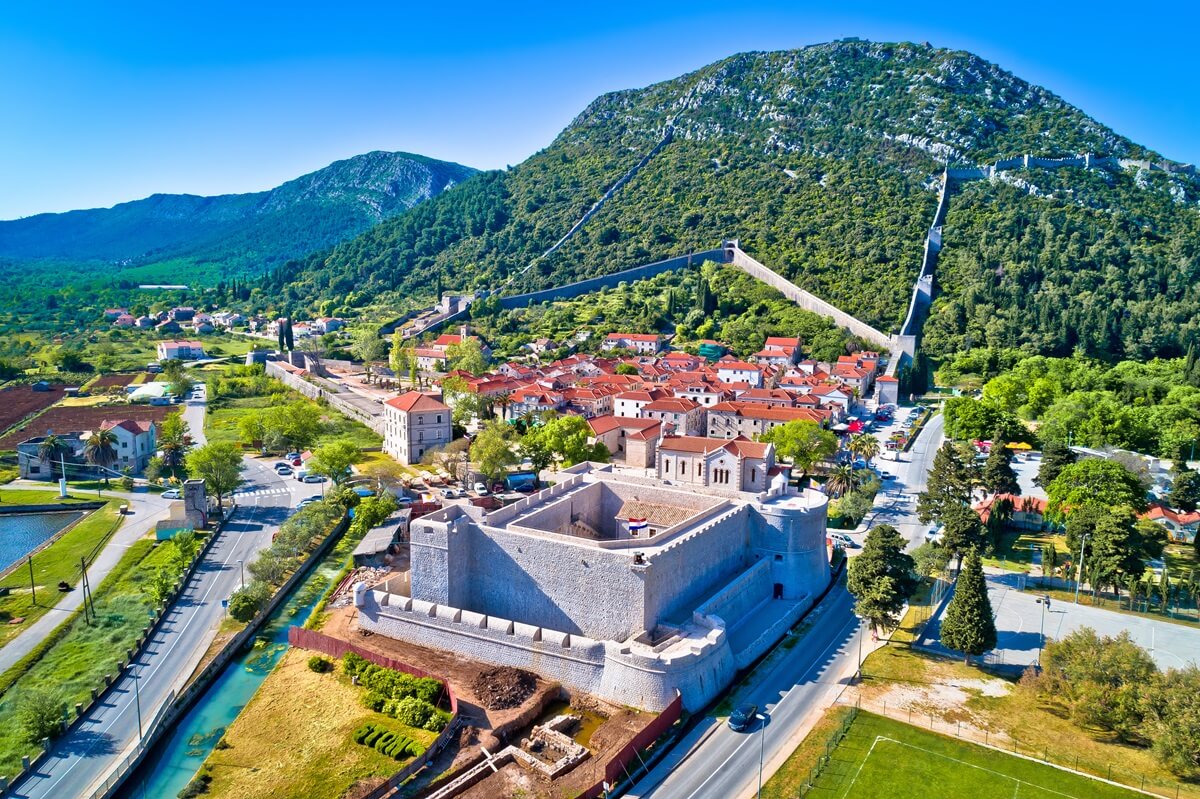 Ston Kroatien Die größte Wehrmauer in Europa