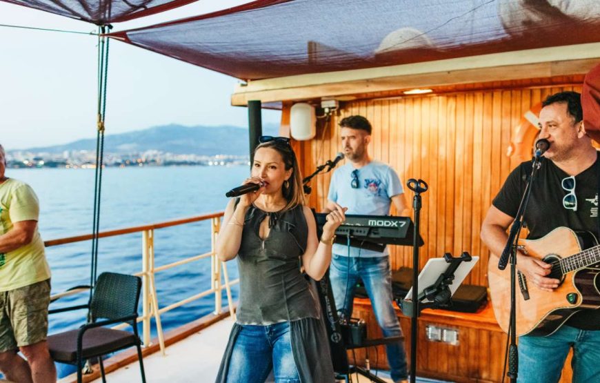 Split: Bootstour bei Sonnenuntergang mit Live-Musik