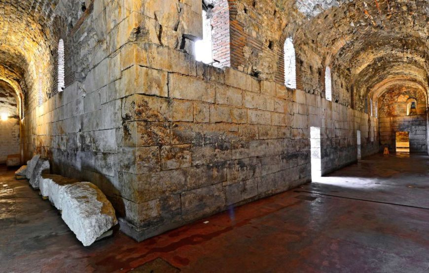 Split: Eintrittskarte zu den Kellern des Diokletianpalastes