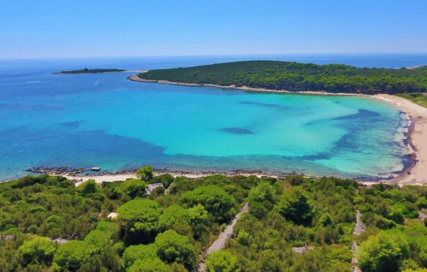 Zadar aus: Sakarun Strand und versunkenes Schiff Schnorcheltour