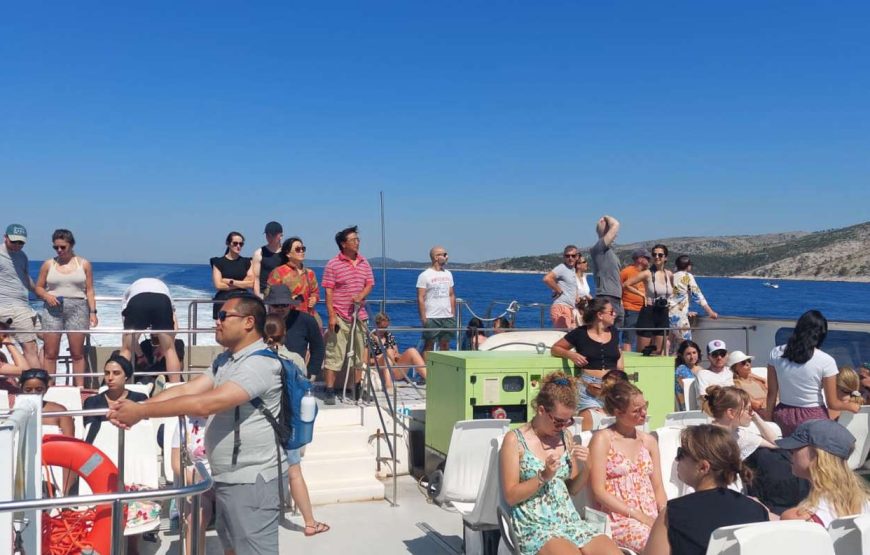 Split: Fährtransfer nach Bol auf der Insel Brač