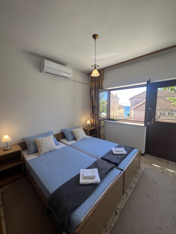 Orebić apartmani uz more i plažu